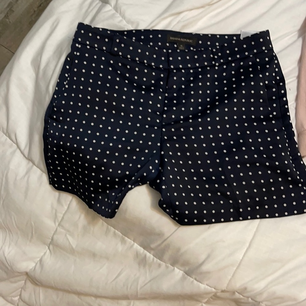 Satin polka dot pocket shorts